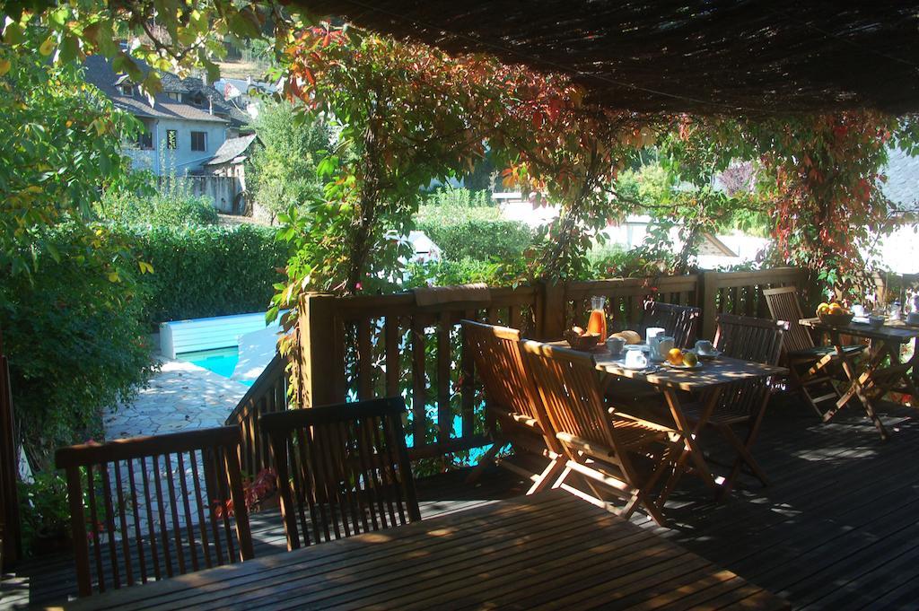 Auberge Saint Fleuret Estaing (Aveyron) Exterior foto